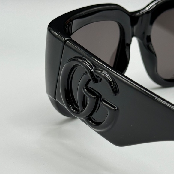 NEW GUCCI OVERSIZED SQUARE WOMEN BLACK SUNGLASSES GUCCI - Picture 11 of 15